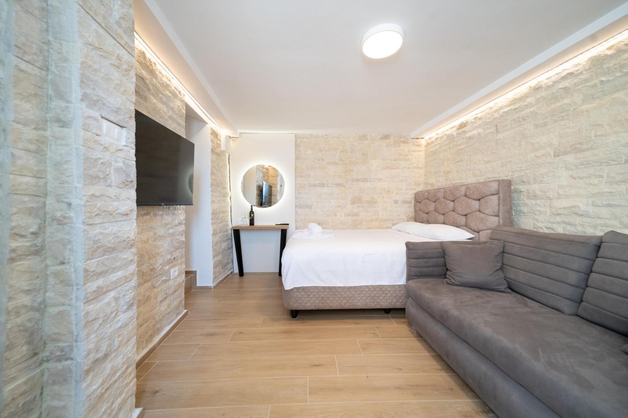 Christian Studio Apartments Umago Esterno foto